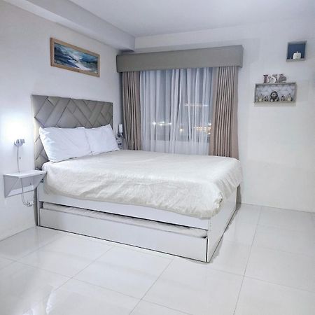 Persimmon Studios - Studio Unit- 16Th Floor - 1641 세부 외부 사진