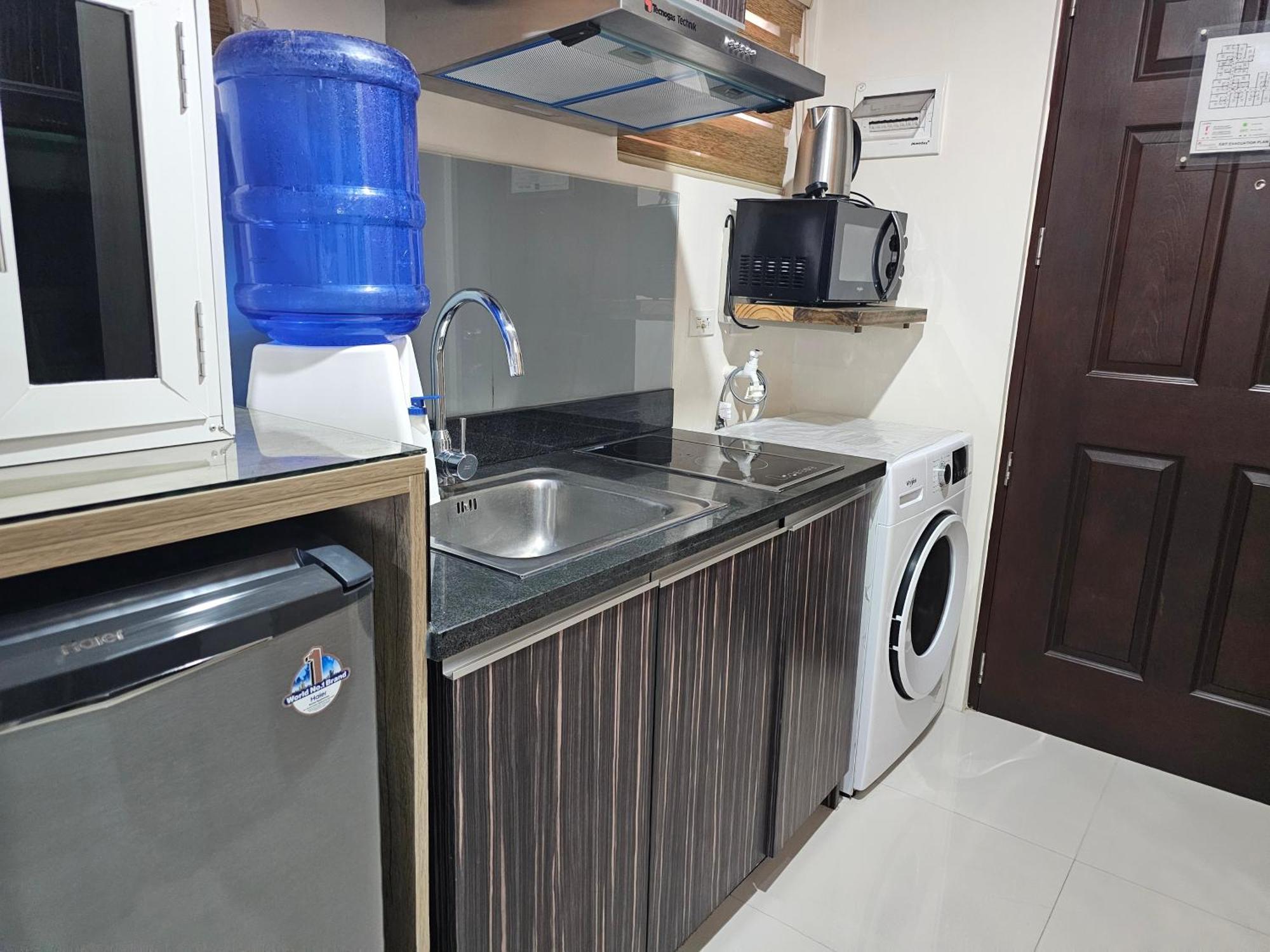 Persimmon Studios - Studio Unit- 16Th Floor - 1641 세부 외부 사진